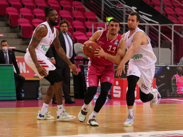 争固然激烈 争固然激烈