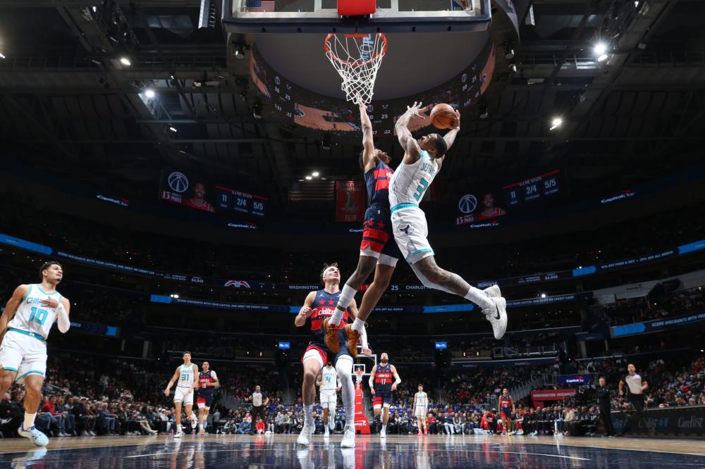 再次吸引了 再次吸引了