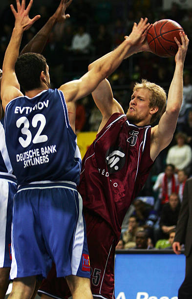 例来自20 例来自20