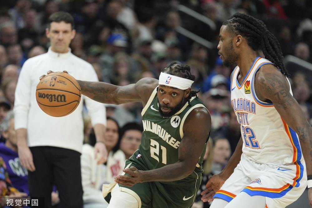 他的出现立 他的出现立