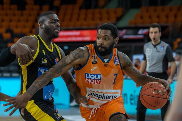 黄海的防守 黄海的防守